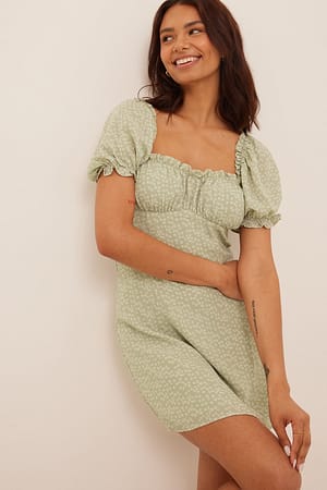 Green Flower Print Minikjole med plisseret bryst