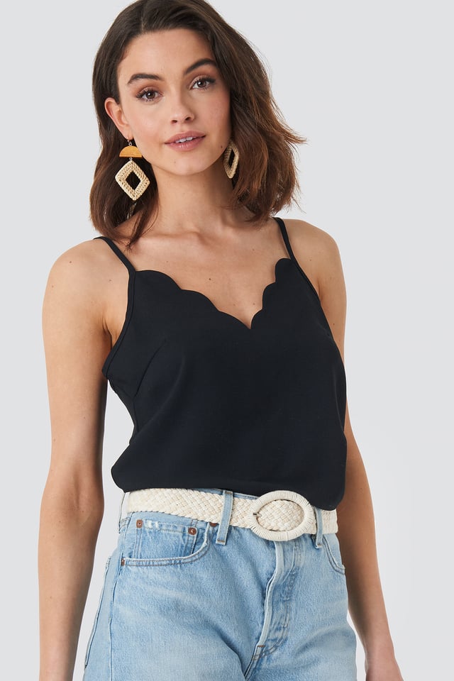 Scalloped Edge Singlet Black
