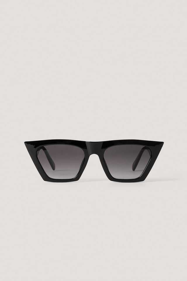 Sharp Square Cateye Sunglasses Black