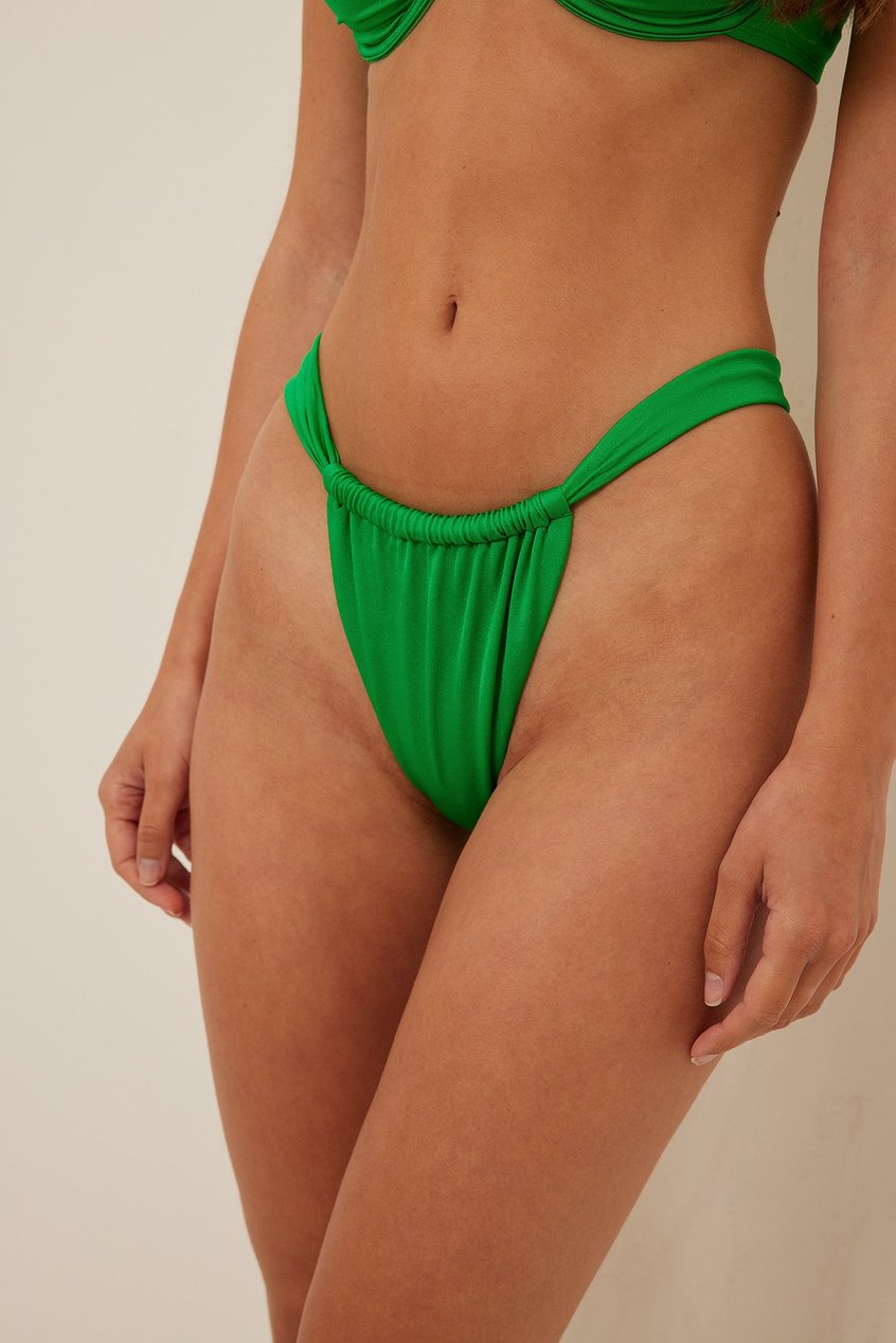 Schwimm & Strandbekleidung Bikini Unterteile | Drapiertes glänzendes Bikini-Höschen mit hohem Schnitt - BL68448