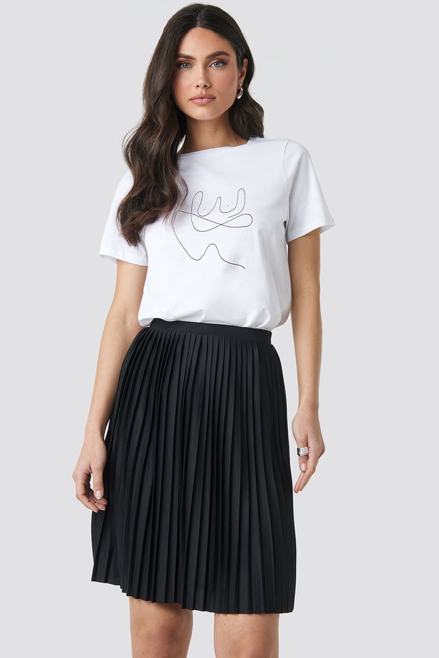 Short Pleated Skirt Black