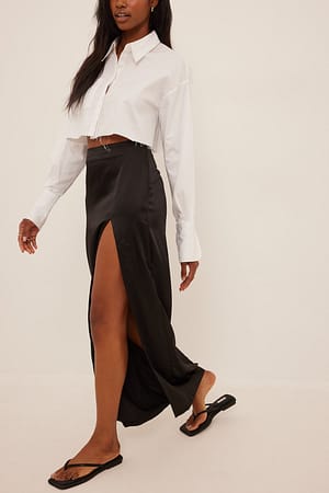 Black NA-KD Trend Side Slit Maxi Satin Skirt