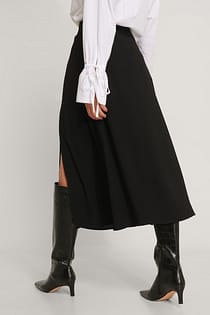 Recycled Side Slit Midi Skirt Black | na-kd.com