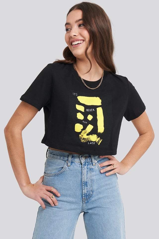Sign Print Cropped Tee Black