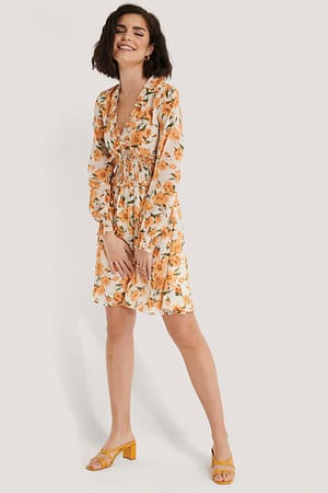 Orange flower Minikleid mit Kitteldetail und V-Ausschnitt