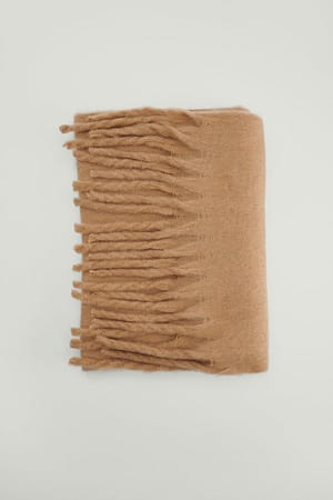 Beige Foulard con trecce e nappe in tessuto morbido riciclato