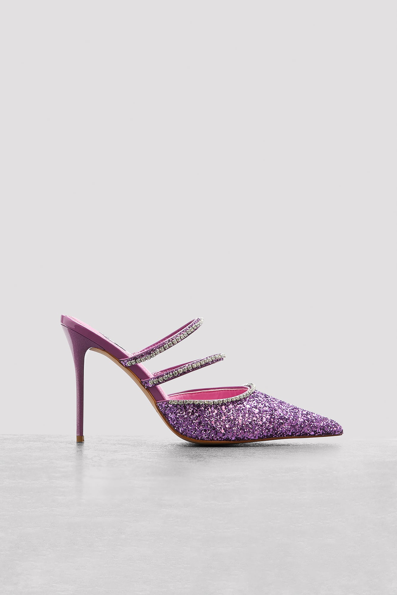 Sprankelende puntige pumps Roze | NA-KD
