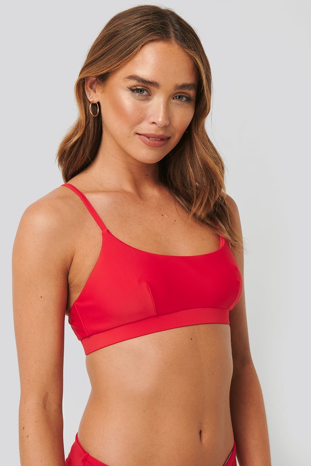 Bikiniyläosa Red