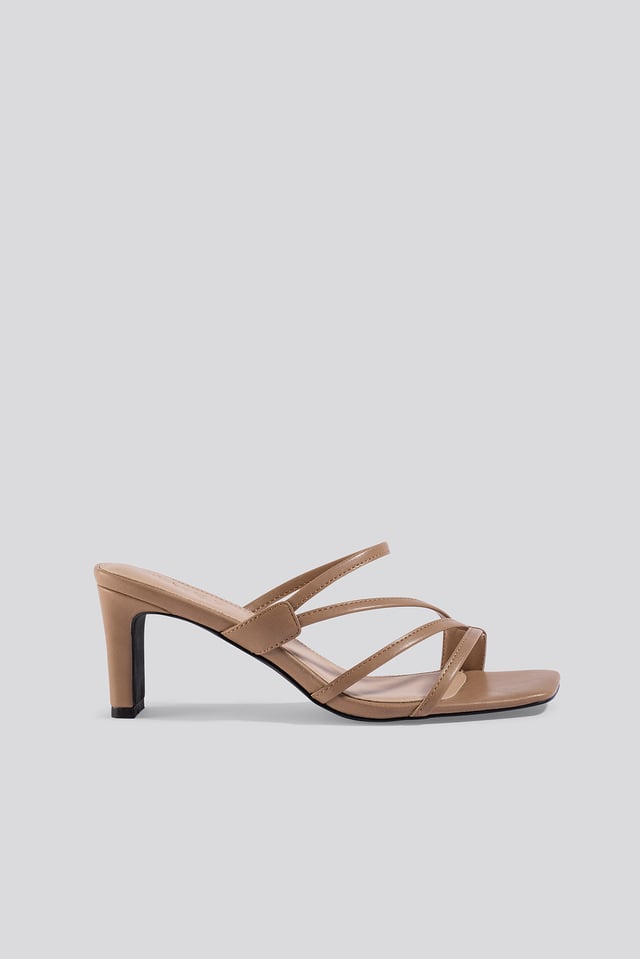 Squared Strappy Sandals Beige