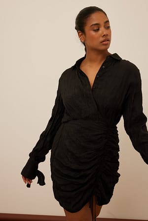 Black Teksturowana sukienka mini ze ściągaczem