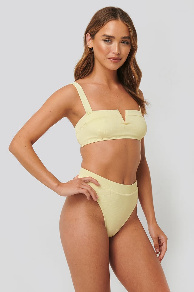 Uimapuku Korkealla Leikkauksella Light Yellow