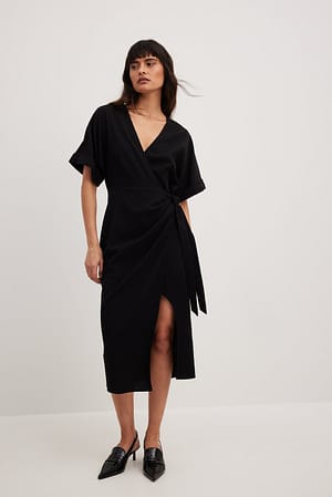 Black Structured Overlap Midi Dress