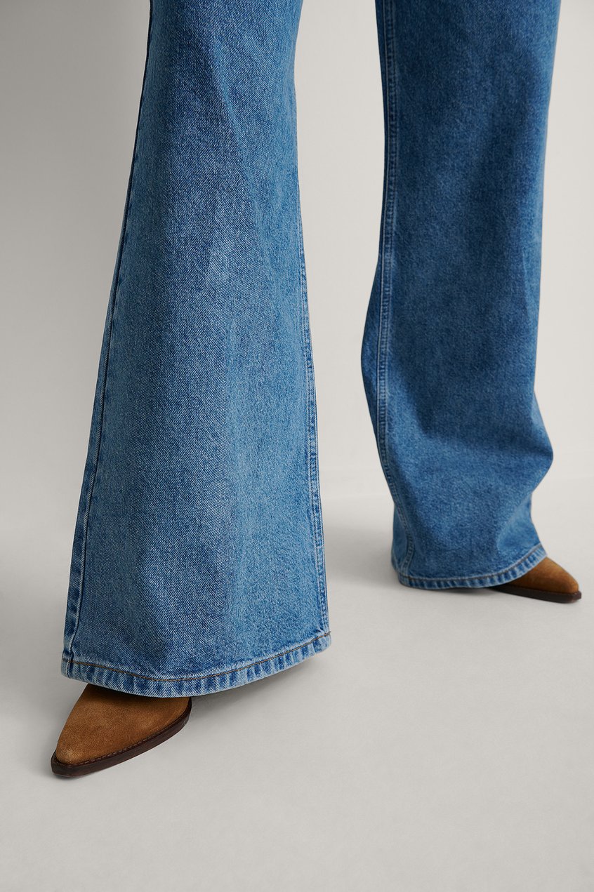 Jeans Reborn Collection | Recycelte Jeans mit sehr weiten Beinen - ED32569