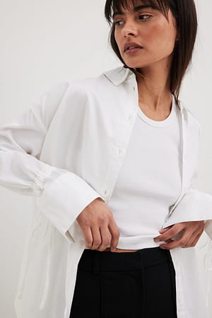 White Skjorte med bindebånd på ærmer
