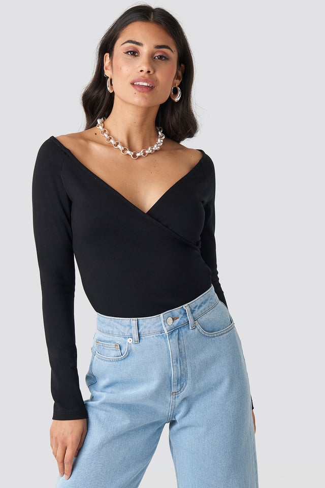 V-neck Overlap Top Black