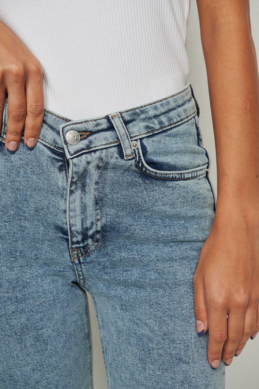 Jeans Jeans mit geradem Bein | Gerade Jeans mit V-förmiger Taille - YE81673