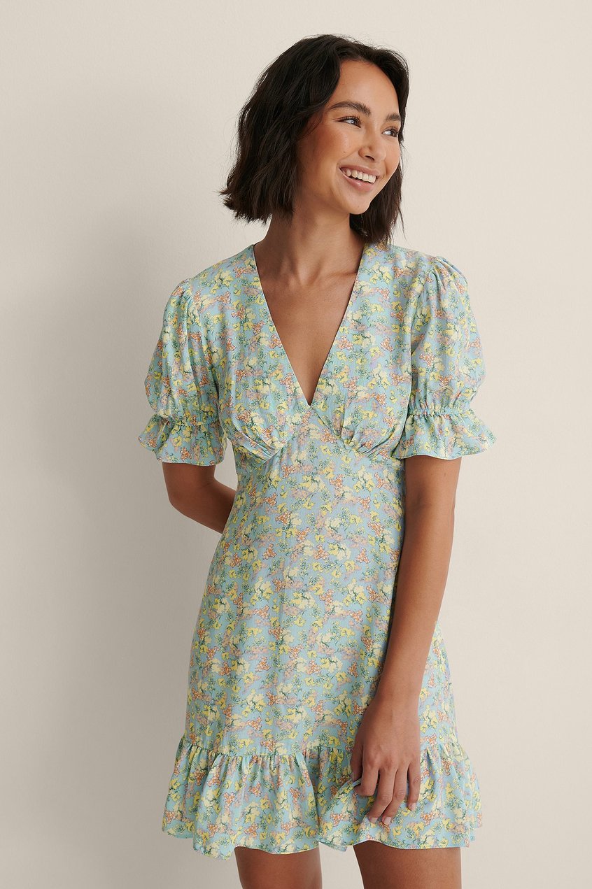 Kleider Print Kleid | Minikleid mit V-Ausschnitt und Rüschen am Saum - VK32014