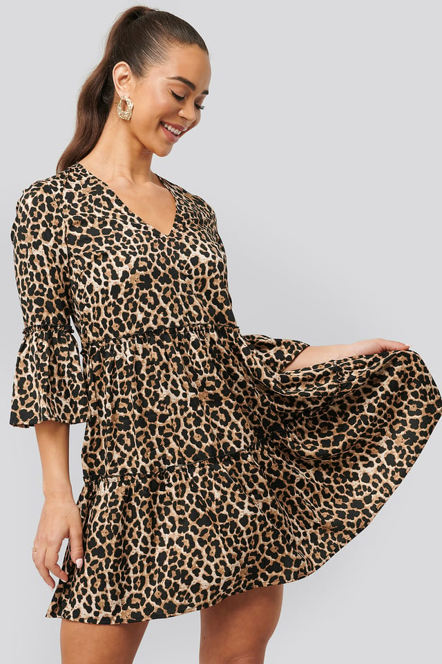 V neck Ruffle Dress Leo