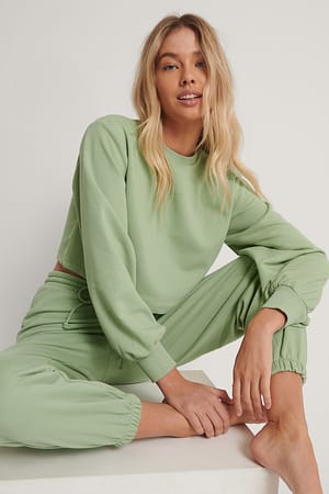 Green Organic Volume Sleeve Cropped Sweatshirt