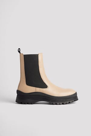 beige/Black Wavy Sole Leather Boots