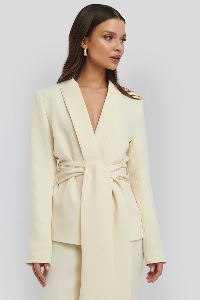 Wide Belted Blazer Cream