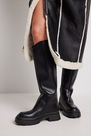 Black Avrundede boots med brede hæler