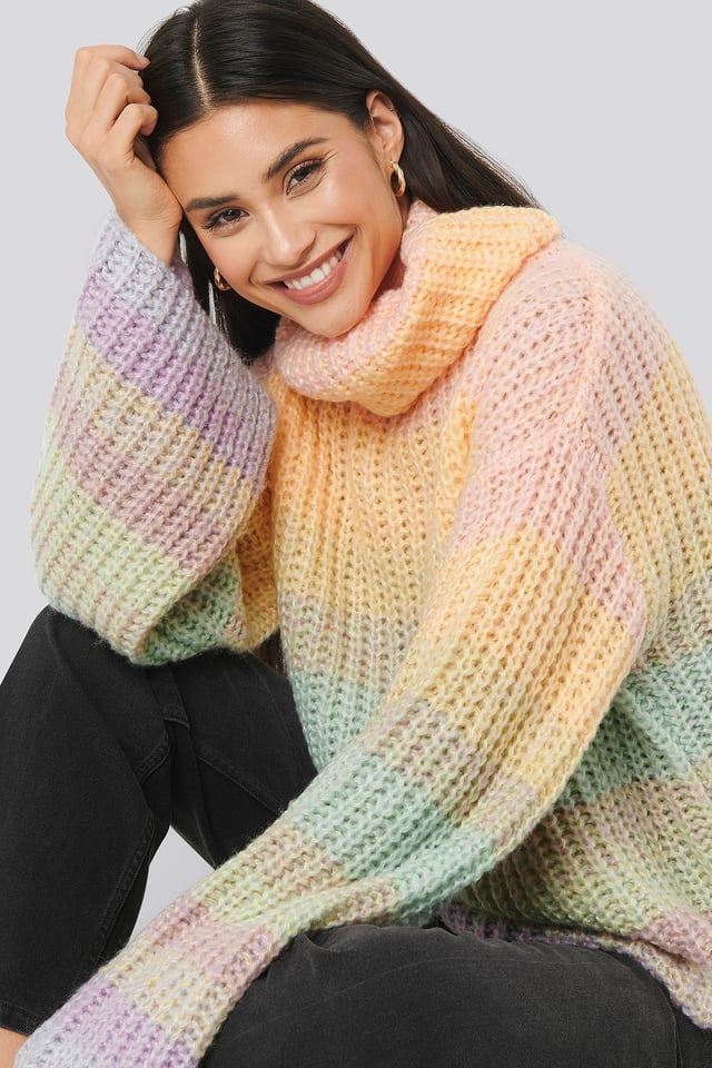 Wide Sleeve Cable Knitted Sweater Light Mix Color