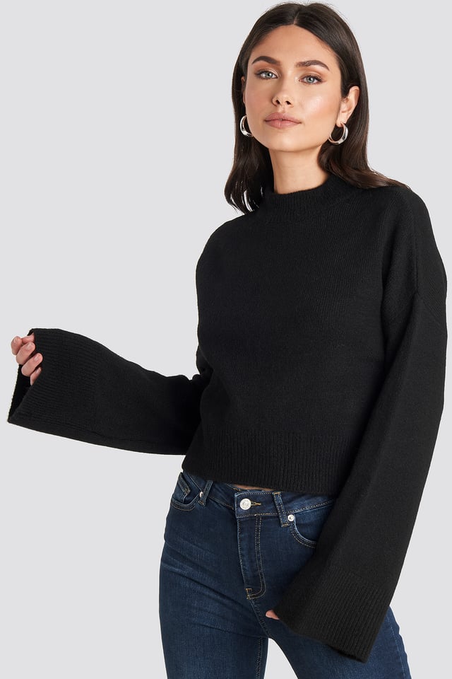 Wide Sleeve Round Neck Knitted Sweater Black
