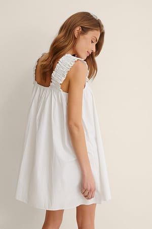 White Sukienka Mini Ze Szerokimi Ramiączkami