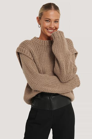 Nougat NA-KD Trend Shoulder Detail Knitted Sweater