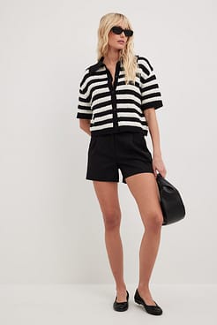 Short Knitted Striped Cardigan Outfit