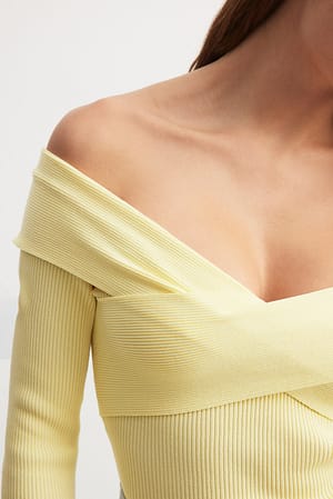 Yellow Off shoulder langermet topp