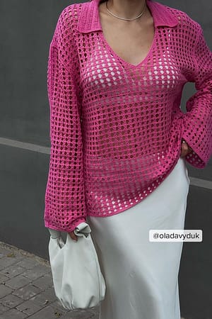 Pink Hæklestrikket sweater med v-hals