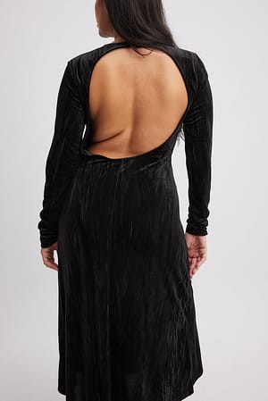 Black Vestido midi em veludo com costas desnudas