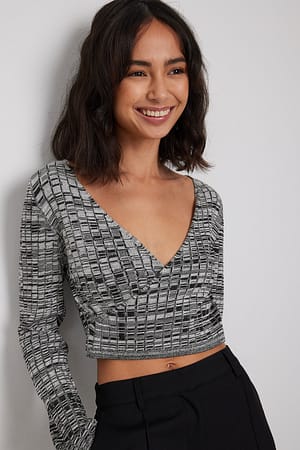 Black Overlap Cropped Top