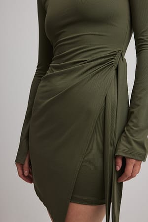 Overlap Mini Dress Green | NA-KD