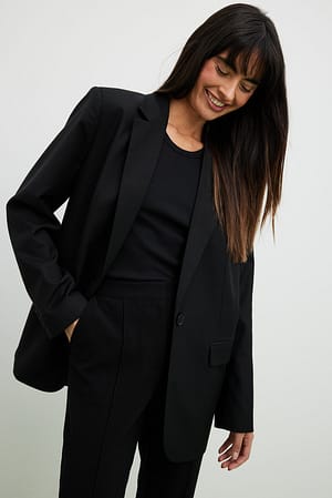 Black Oversized-fit Tailored Blazer