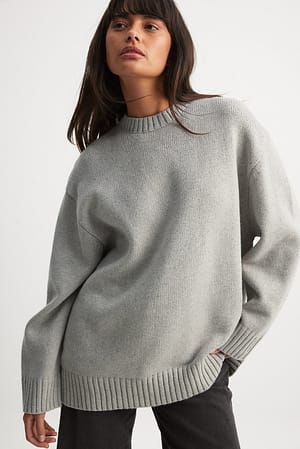 Grey Oversized strikket trøje med rund hals
