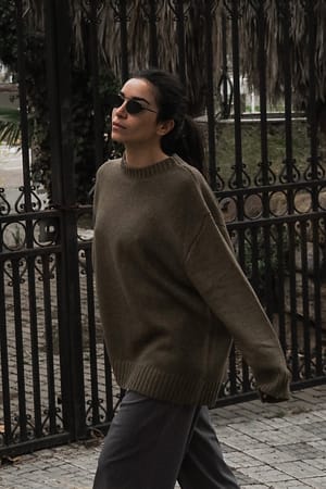 Taupe Pull oversize en maille à encolure ronde