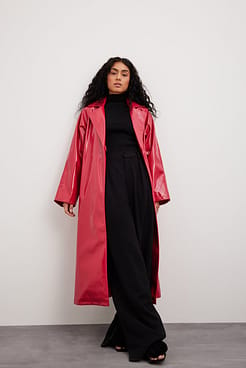 Oversized Shiny Pu Belted Trenchcoat Outfit