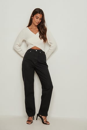 Black Jeans mit hoher Taille