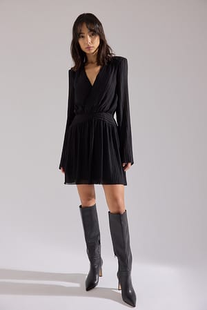 Black Sukienka mini z plisowanymi detalami