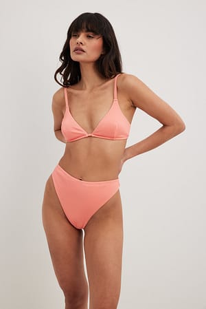 Light Pink Braguita de bikini de cintura alta plisada