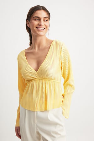 Light Yellow Pleated Long Sleeve Blouse