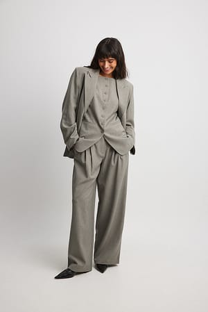 Pocket Detail Mid Waist Loose Trousers Grey | NA-KD