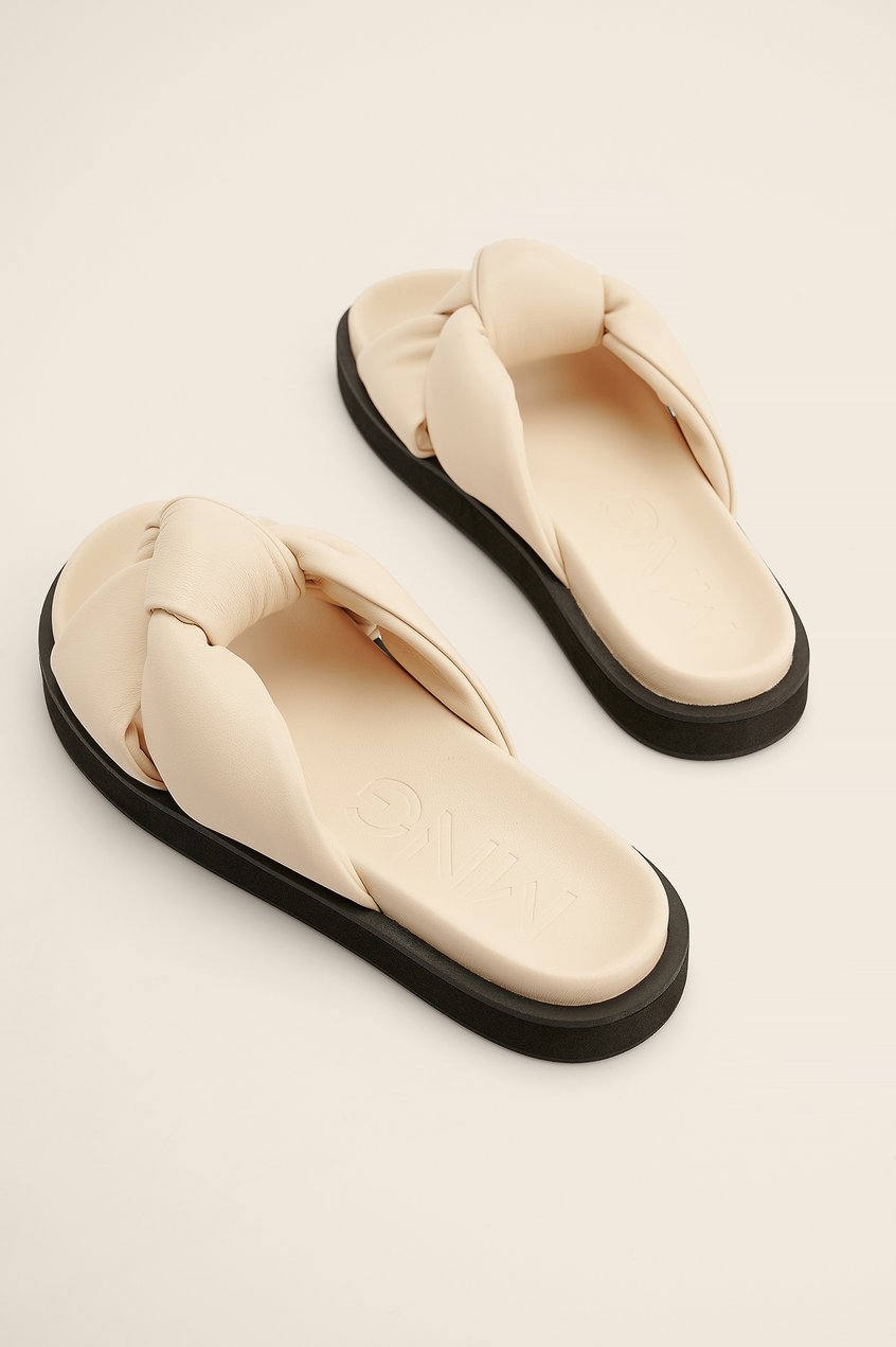 Chaussures Sandales plates | Pantoufles - AN91869