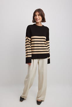 Round Neck Striped Knitted Sweater Outfit