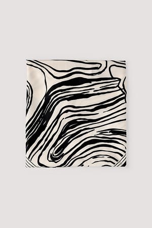 Black/Paint Print Satynowy szal