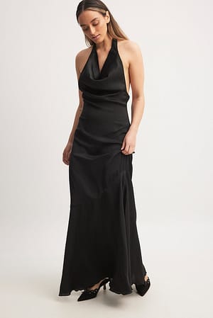 Black Satynowa sukienka maxi wiązana z tyłu szyi