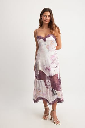 Pink Print Kleid mit Skulptur-Collagen-Print und Spitzendetails